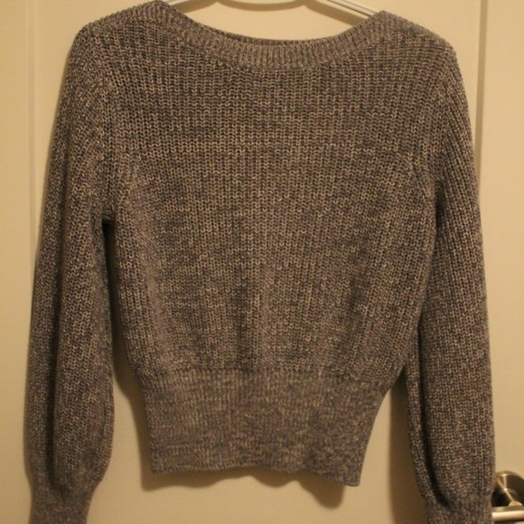 H&M Cropped Ribbed Sweater - Picture 1 of 1
